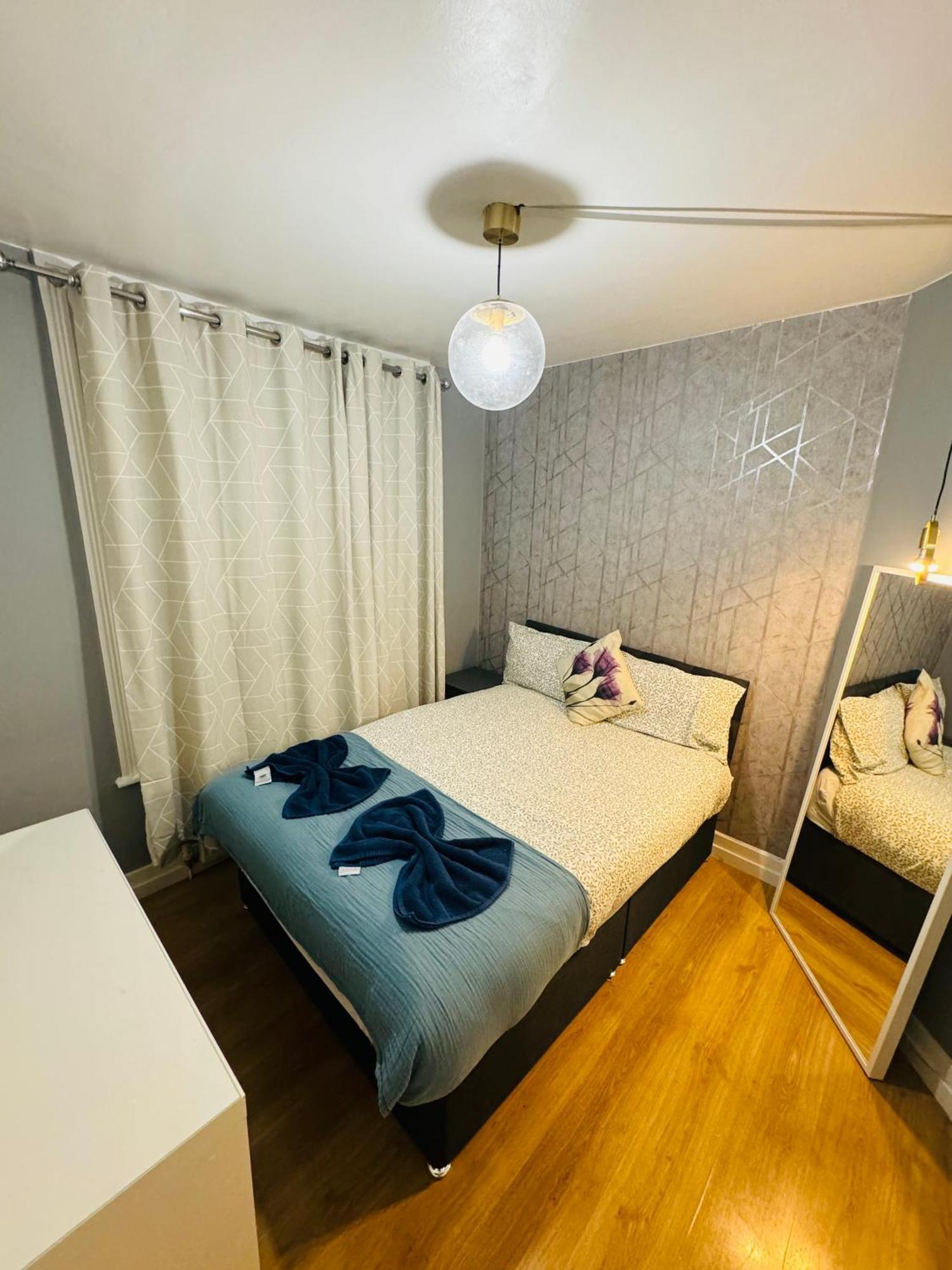 Southwark Three Bedroom Appartamento